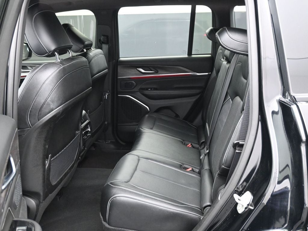 2023 Jeep Grand Cherokee Overland 4x4