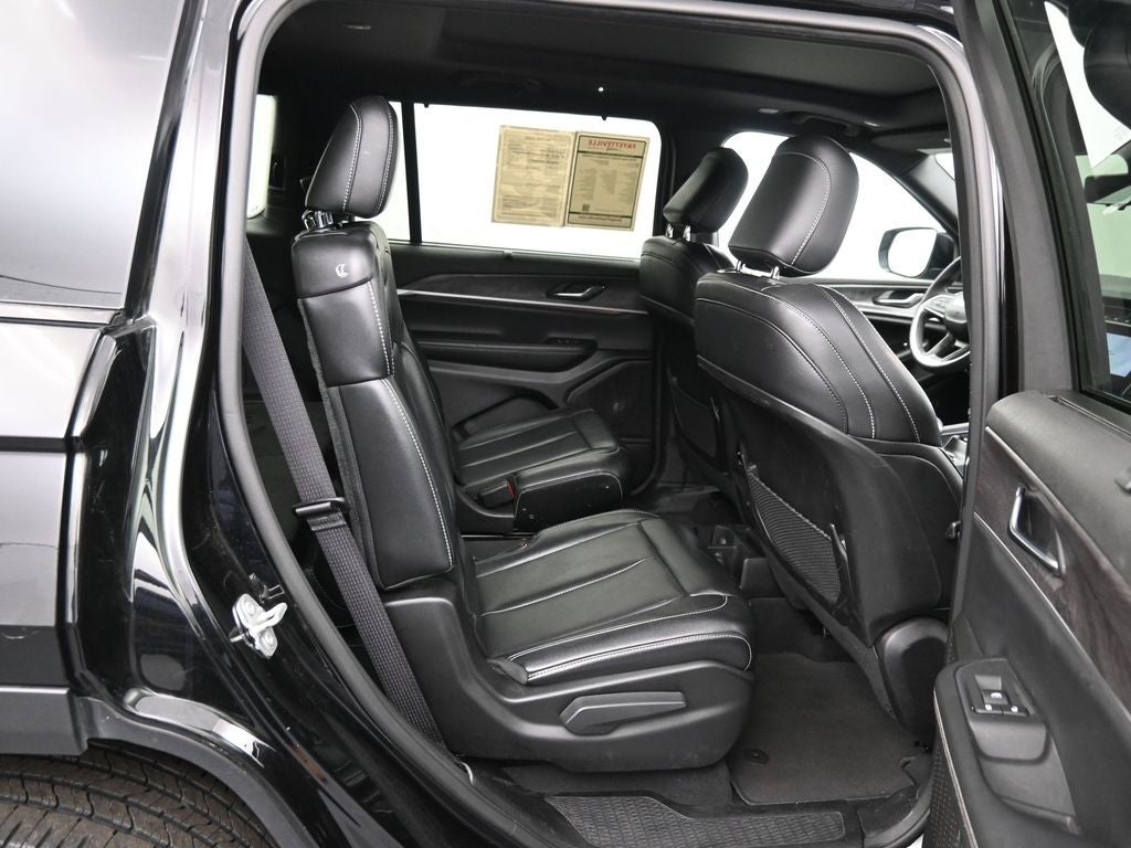 2024 Jeep Grand Cherokee L Limited 4x4