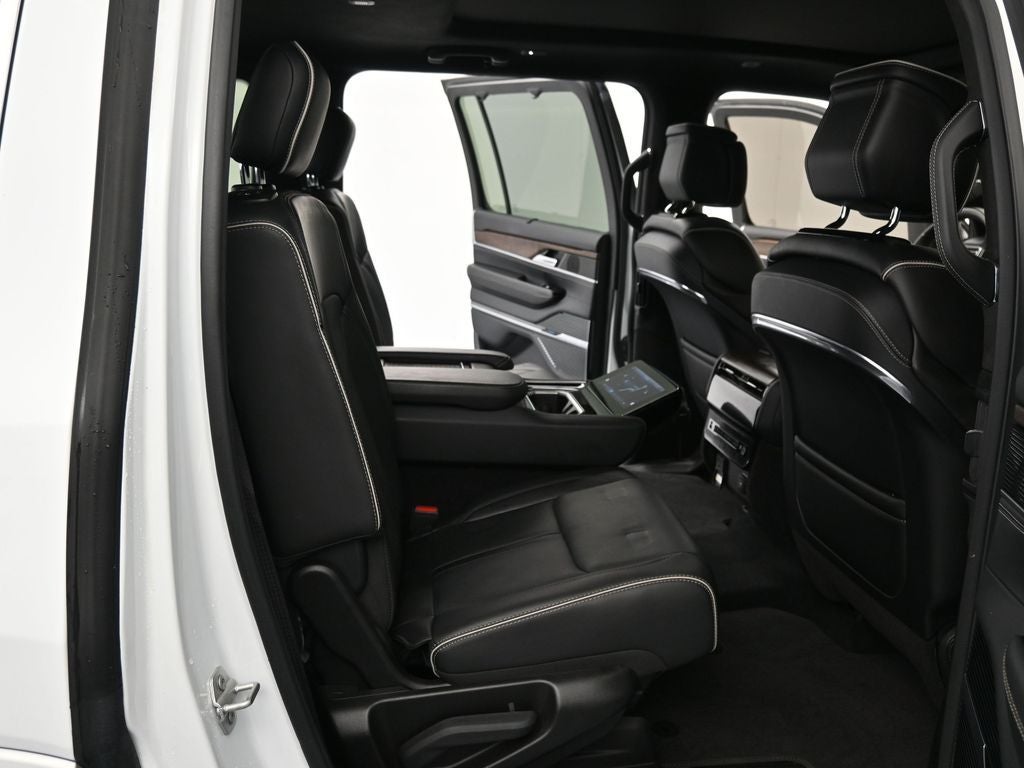 2023 Jeep Grand Wagoneer Series II 4x4