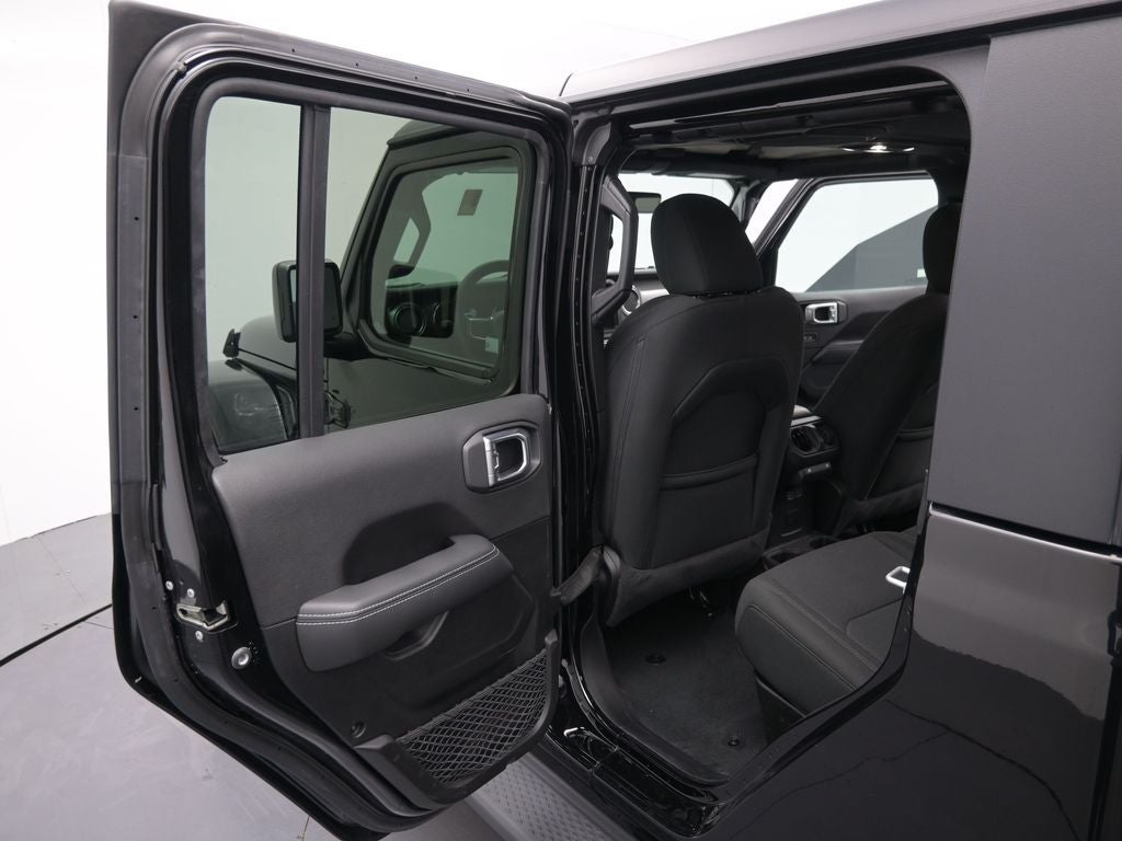 2022 Jeep Gladiator Overland 4x4