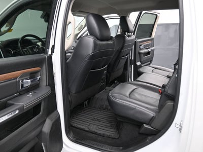 2019 RAM 1500 Classic Laramie Crew Cab 4x4 5'7' Box