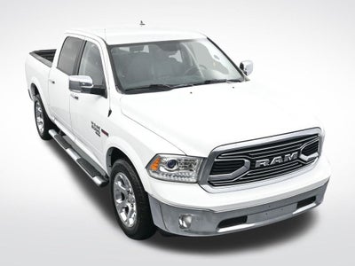 2019 RAM 1500 Classic Laramie Crew Cab 4x4 5'7' Box