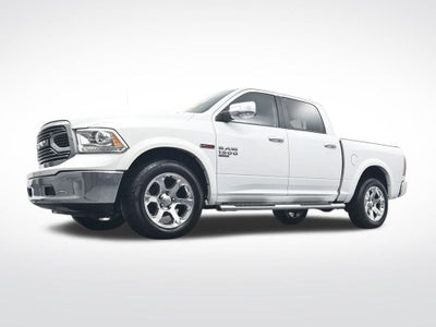 2019 RAM 1500 Classic Laramie Crew Cab 4x4 5'7' Box