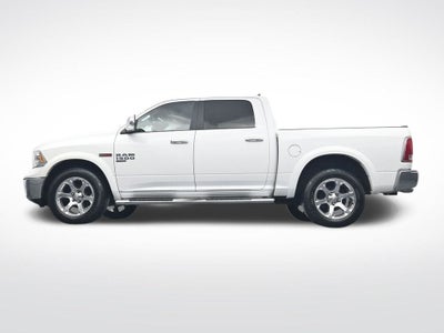 2019 RAM 1500 Classic Laramie Crew Cab 4x4 5'7' Box