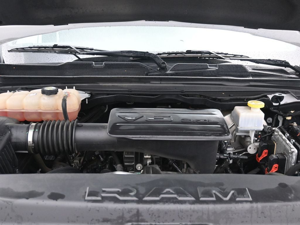 2022 RAM 1500 Big Horn Crew Cab 4x4 5'7' Box