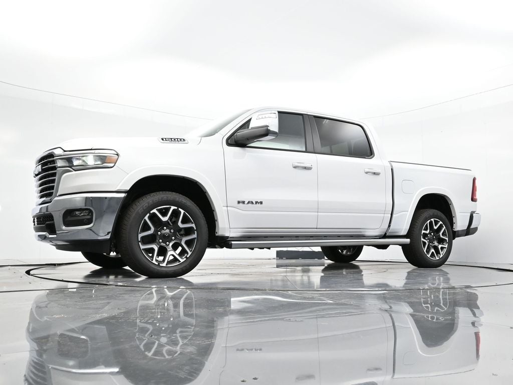 2025 RAM 1500 RAM 1500 LARAMIE CREW CAB 4X4 5'7' BOX