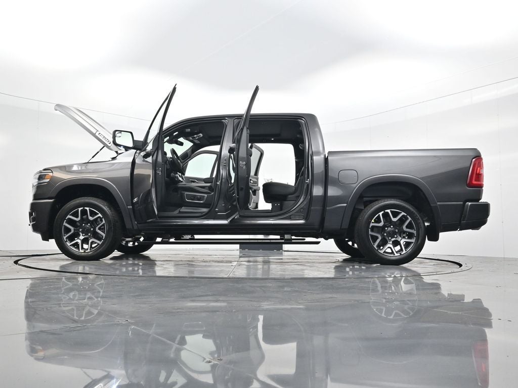 2026 RAM 1500 RAM 1500 LARAMIE CREW CAB 4X4 5'7' BOX