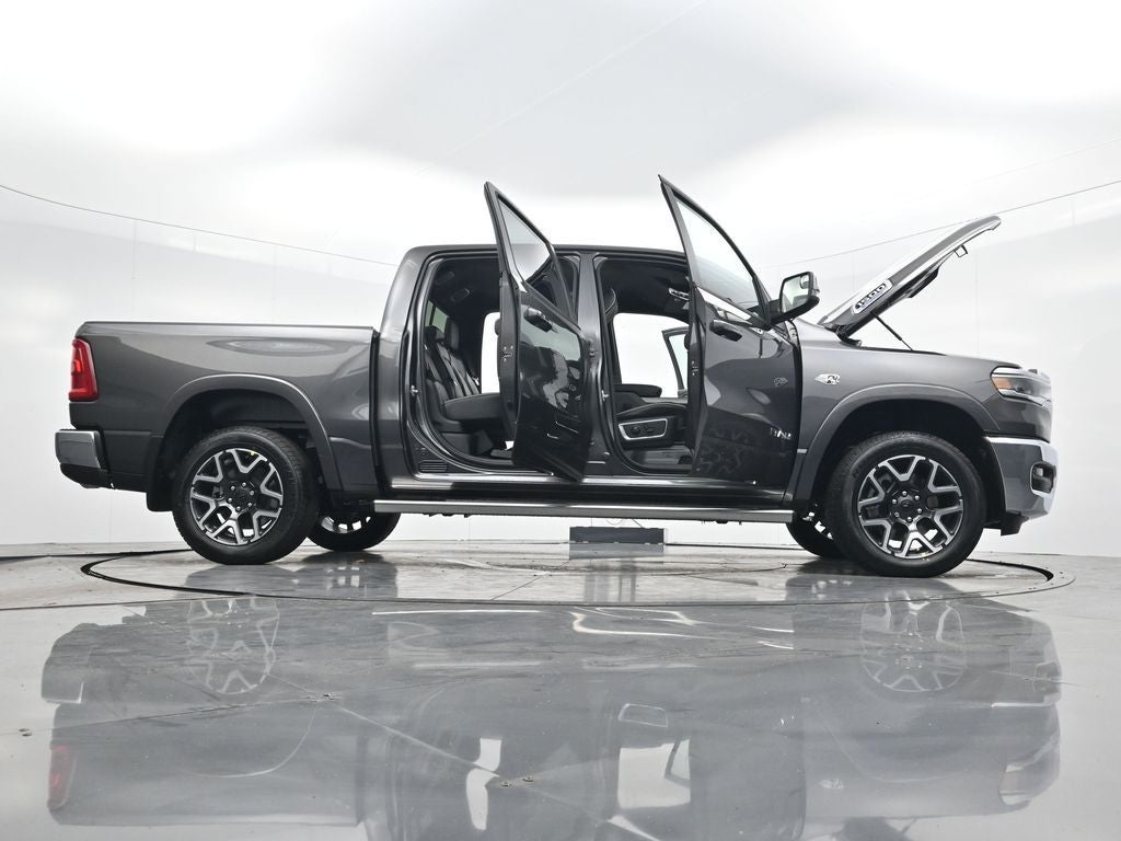 2026 RAM 1500 RAM 1500 LARAMIE CREW CAB 4X4 5'7' BOX