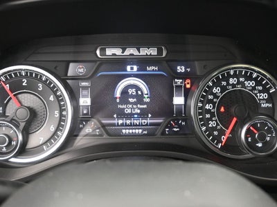 2022 RAM 1500 Laramie Crew Cab 4x4 5'7' Box