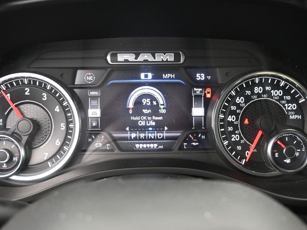 2022 RAM 1500 Laramie Crew Cab 4x4 5'7' Box