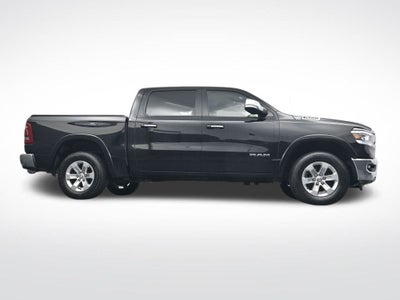 2022 RAM 1500 Laramie Crew Cab 4x4 5'7' Box