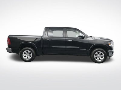 2022 RAM 1500 Laramie Crew Cab 4x4 5'7' Box