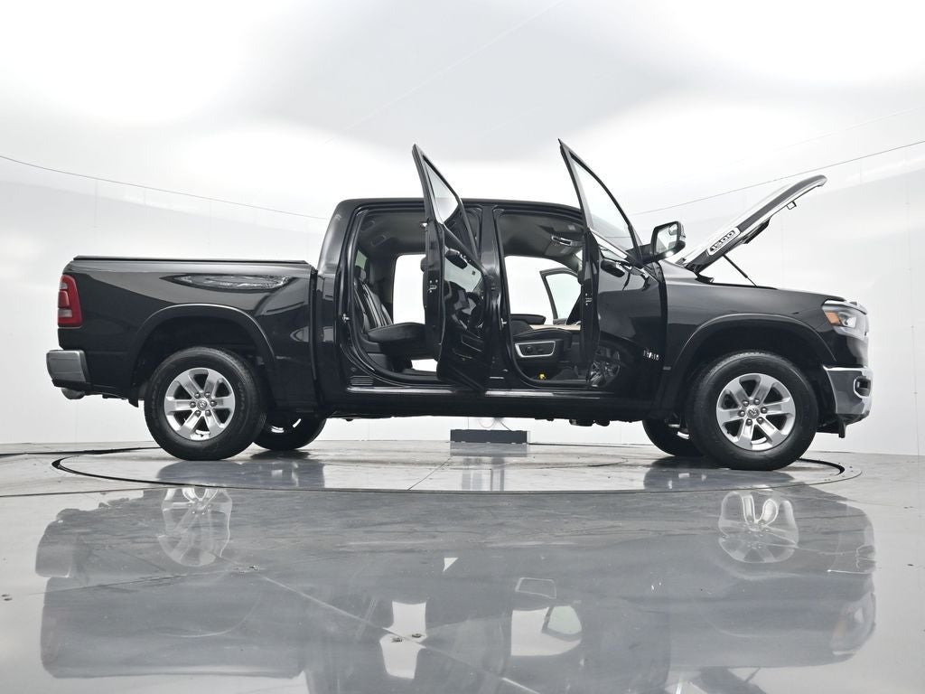2022 RAM 1500 Laramie Crew Cab 4x4 5'7' Box