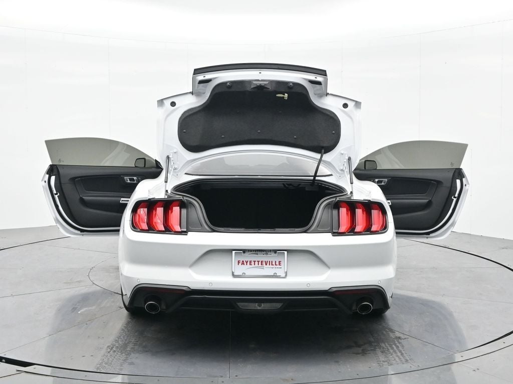 2021 Ford Mustang EcoBoost Fastback