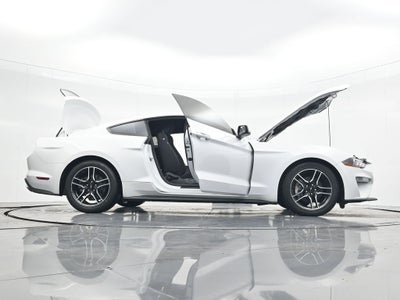 2021 Ford Mustang EcoBoost Fastback