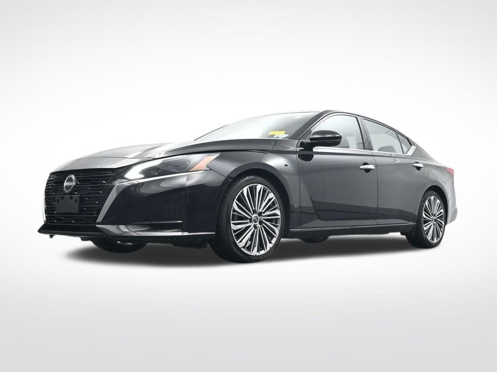 2023 Nissan Altima SL FWD