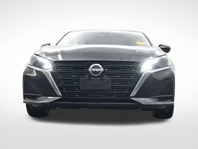 2023 Nissan Altima SL FWD