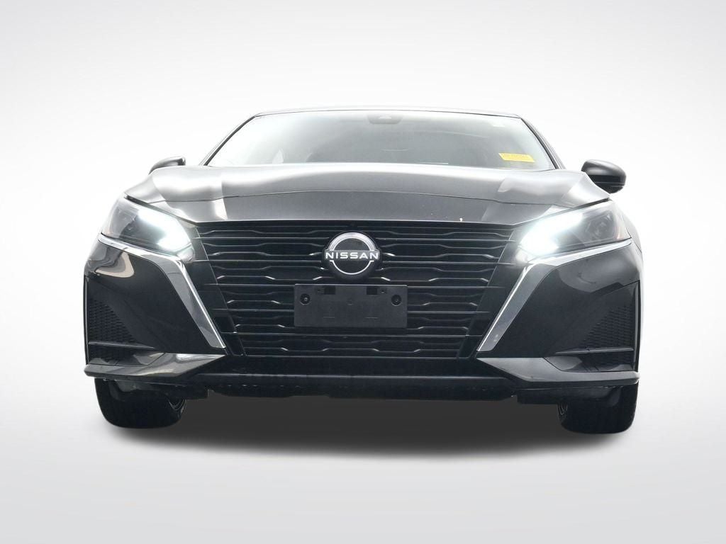 2023 Nissan Altima SL FWD