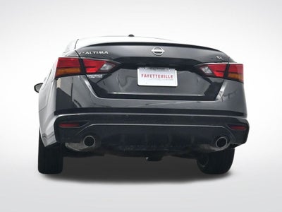 2023 Nissan Altima SL FWD