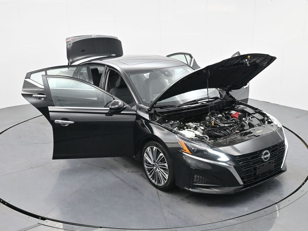 2023 Nissan Altima SL FWD