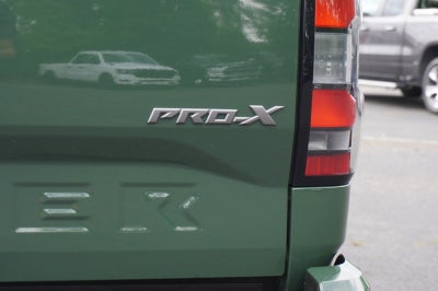 2022 Nissan Frontier Crew Cab PRO-X 4x2