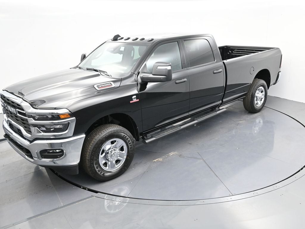 2026 RAM 3500 RAM 3500 TRADESMAN CREW CAB 4X4 8' BOX