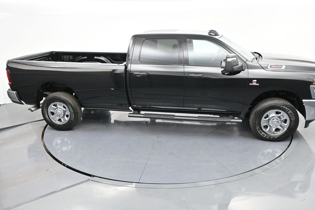 2026 RAM 3500 RAM 3500 TRADESMAN CREW CAB 4X4 8' BOX
