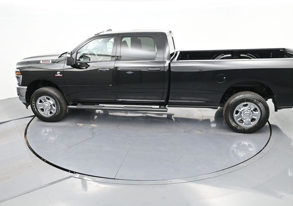 2026 RAM 3500 RAM 3500 TRADESMAN CREW CAB 4X4 8' BOX