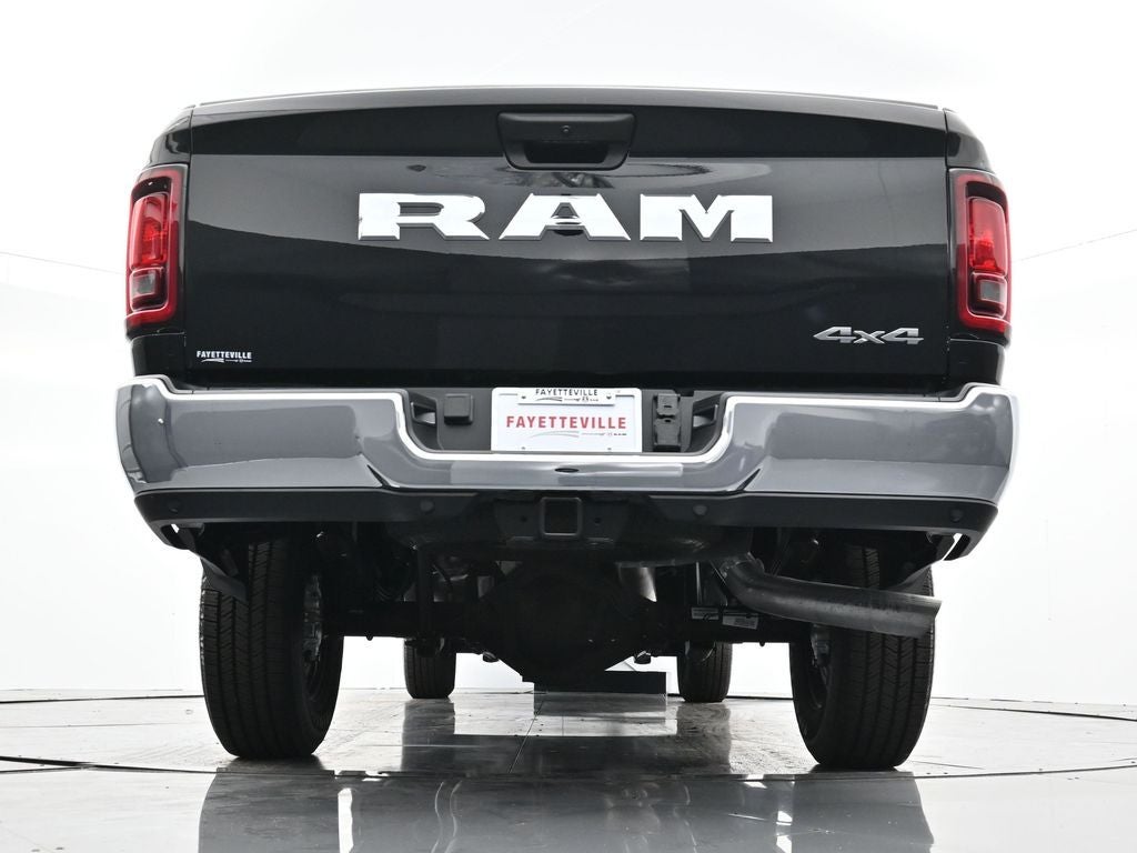 2026 RAM 3500 RAM 3500 TRADESMAN CREW CAB 4X4 8' BOX