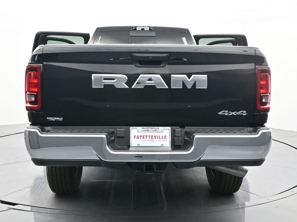 2026 RAM 3500 RAM 3500 TRADESMAN CREW CAB 4X4 8' BOX
