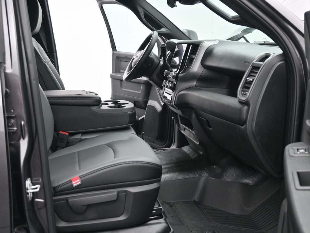 2026 RAM 2500 RAM 2500 TRADESMAN CREW CAB 4X4 6'4' BOX