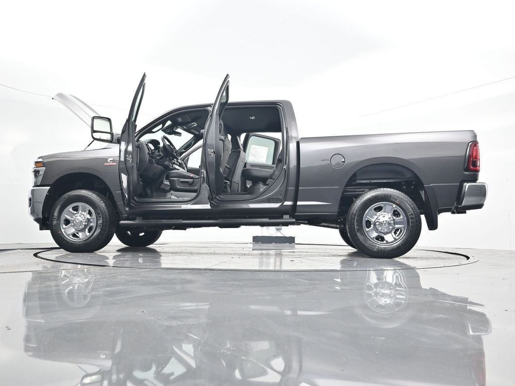 2026 RAM 2500 RAM 2500 TRADESMAN CREW CAB 4X4 6'4' BOX