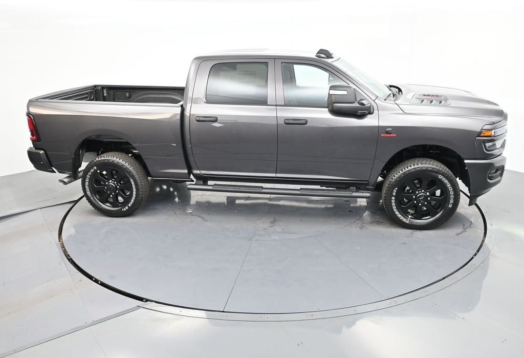 2026 RAM 2500 RAM 2500 BLACK EXPRESS CREW CAB 4X4 6'4' BOX