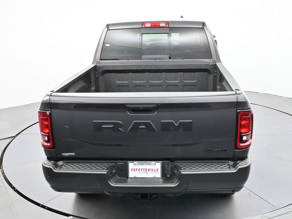 2026 RAM 2500 RAM 2500 BLACK EXPRESS CREW CAB 4X4 6'4' BOX