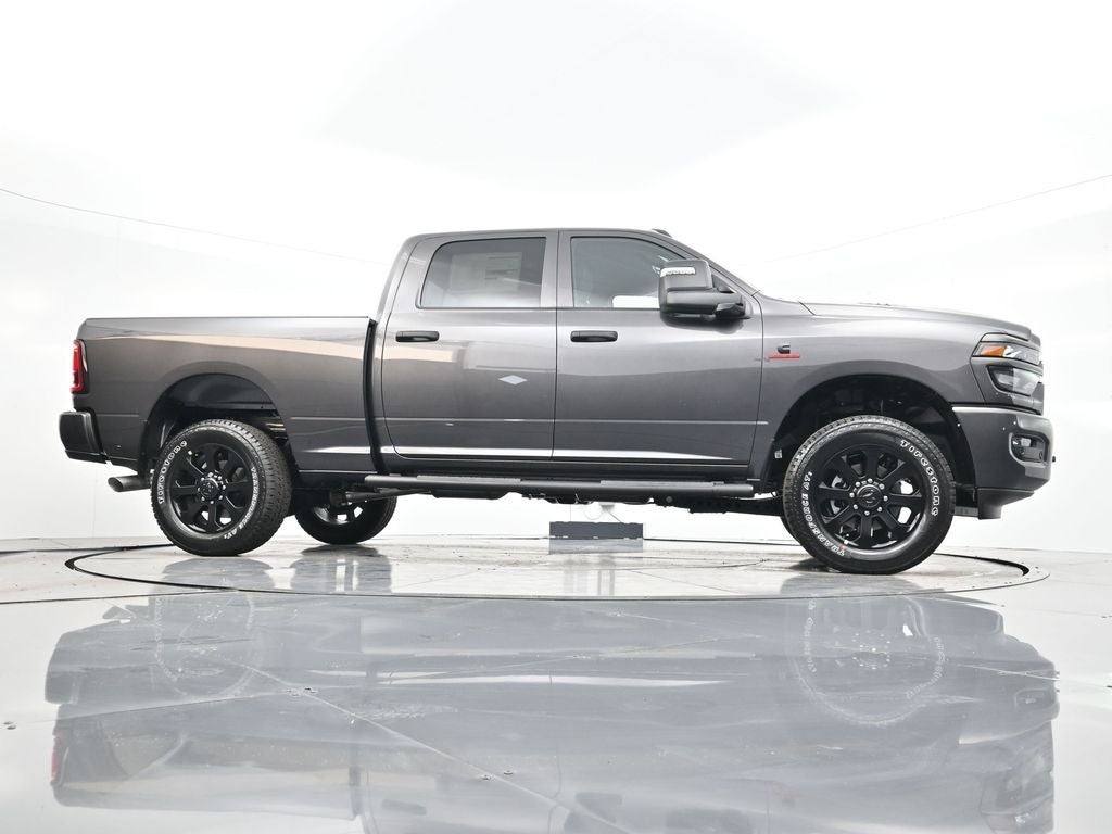 2026 RAM 2500 RAM 2500 BLACK EXPRESS CREW CAB 4X4 6'4' BOX