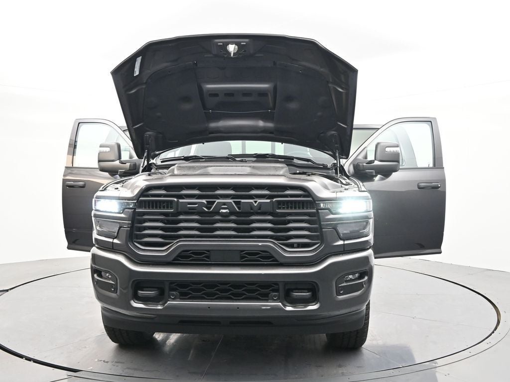 2026 RAM 2500 RAM 2500 BLACK EXPRESS CREW CAB 4X4 6'4' BOX