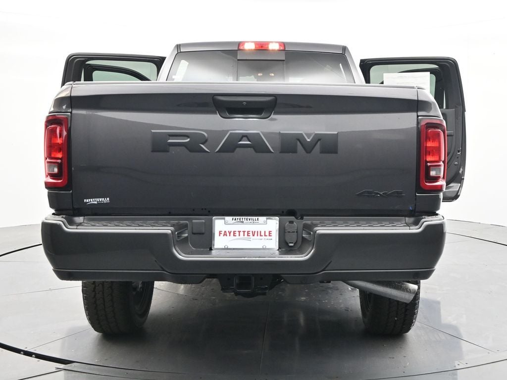 2026 RAM 2500 RAM 2500 BLACK EXPRESS CREW CAB 4X4 6'4' BOX
