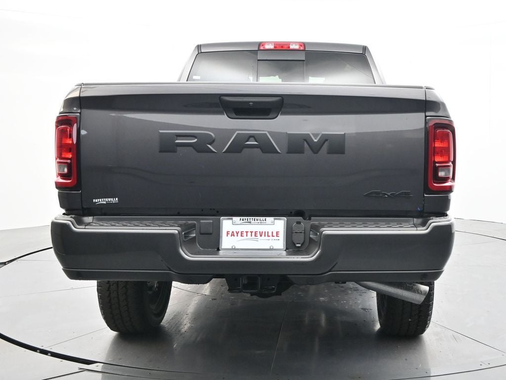 2026 RAM 2500 RAM 2500 BLACK EXPRESS CREW CAB 4X4 6'4' BOX