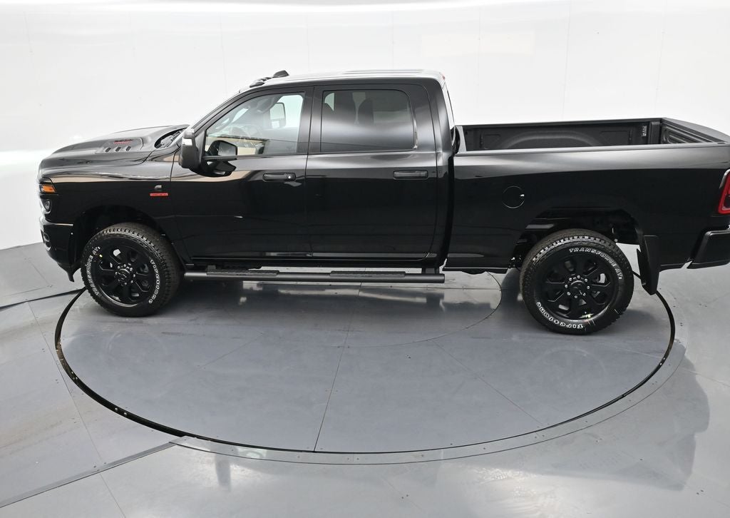 2026 RAM 2500 RAM 2500 BLACK EXPRESS CREW CAB 4X4 6'4' BOX