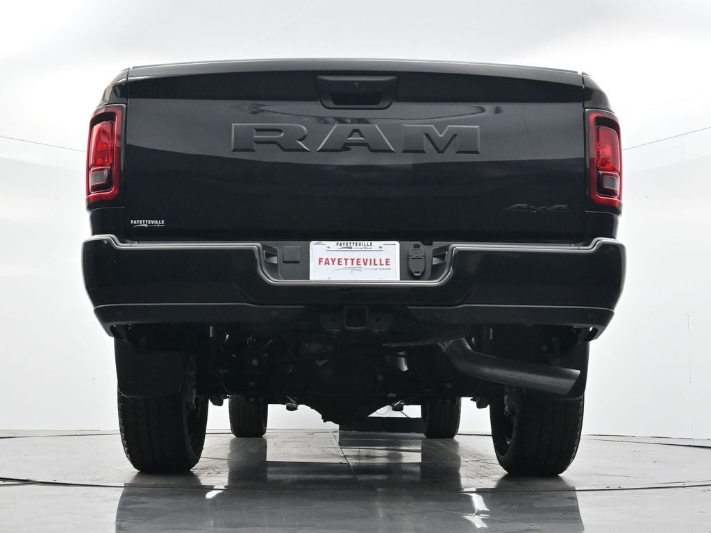2026 RAM 2500 RAM 2500 BLACK EXPRESS CREW CAB 4X4 6'4' BOX
