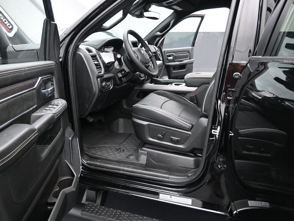 2026 RAM 2500 RAM 2500 LARAMIE CREW CAB 4X4 6'4' BOX