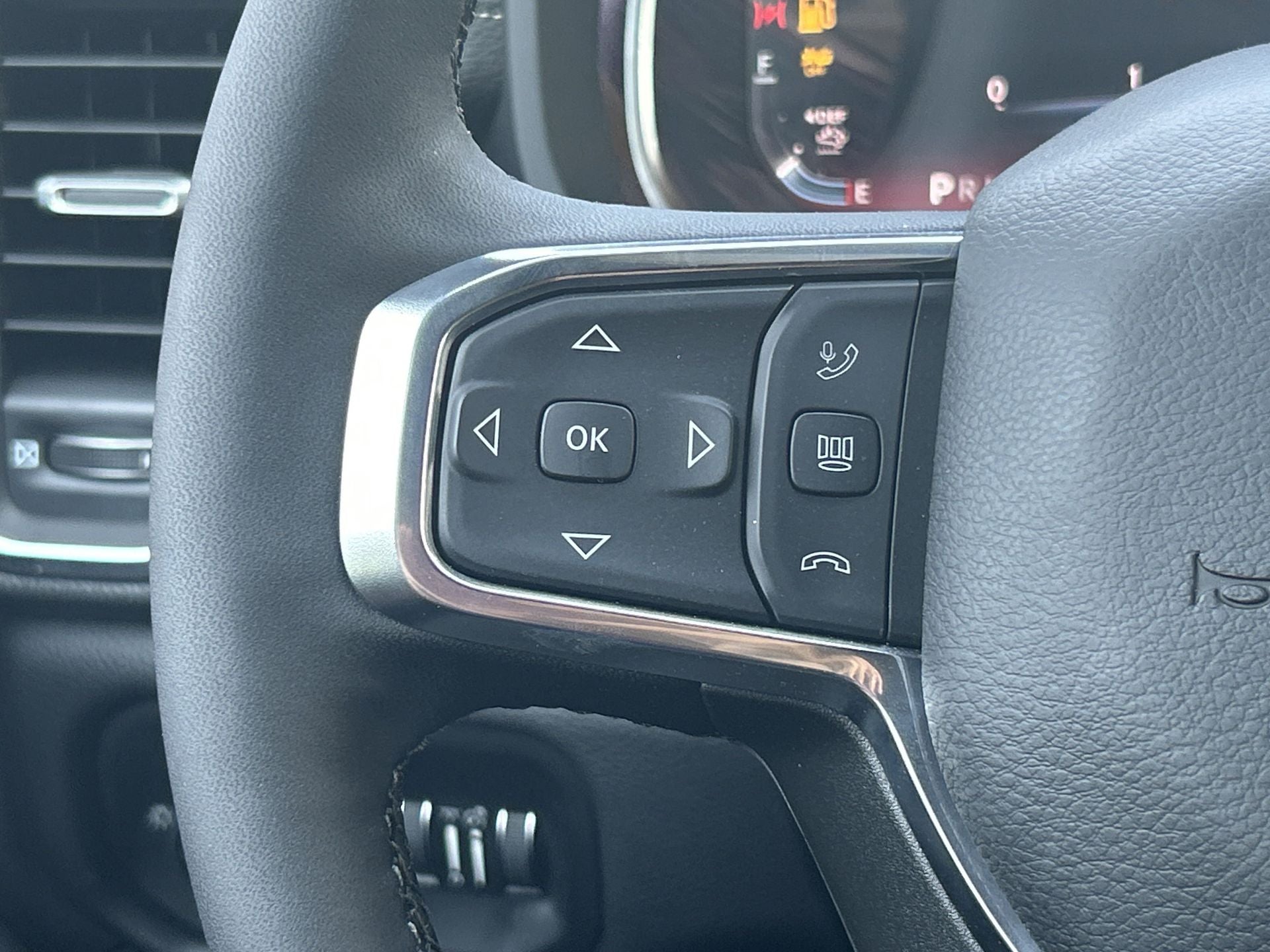 2025 RAM 2500 RAM 2500 LARAMIE MEGA CAB 4X4 6'4' BOX