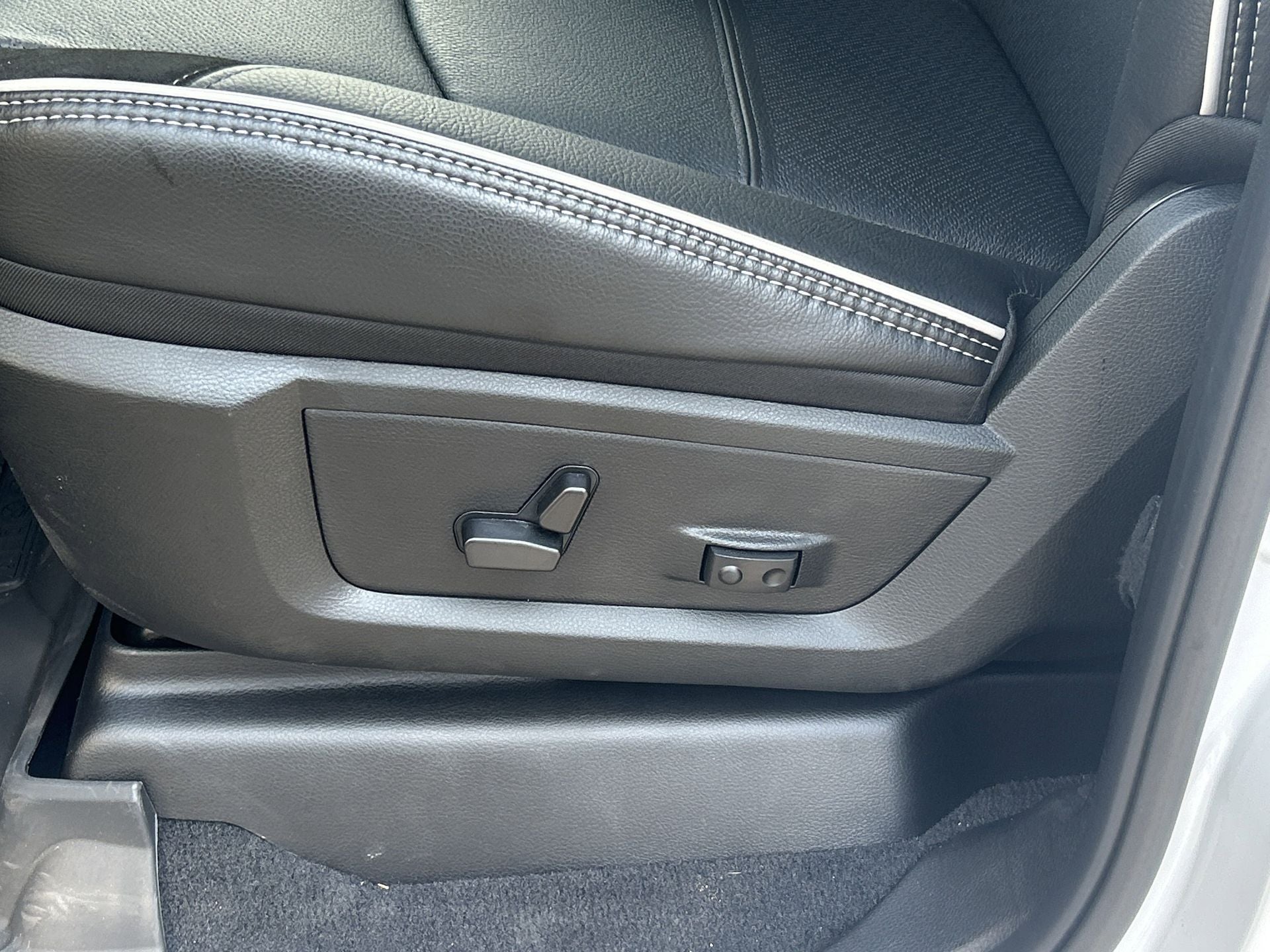 2025 RAM 2500 RAM 2500 LARAMIE MEGA CAB 4X4 6'4' BOX