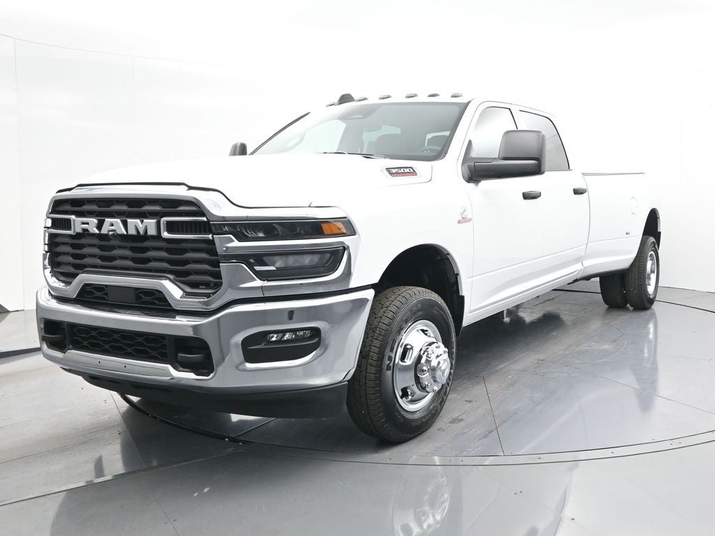 2026 RAM 3500 RAM 3500 TRADESMAN CREW CAB 4X4 8' BOX