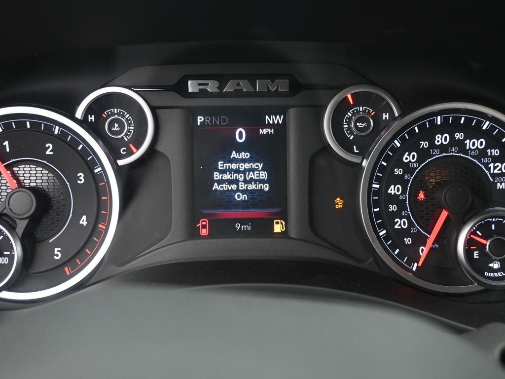 2026 RAM 3500 RAM 3500 TRADESMAN CREW CAB 4X4 8' BOX