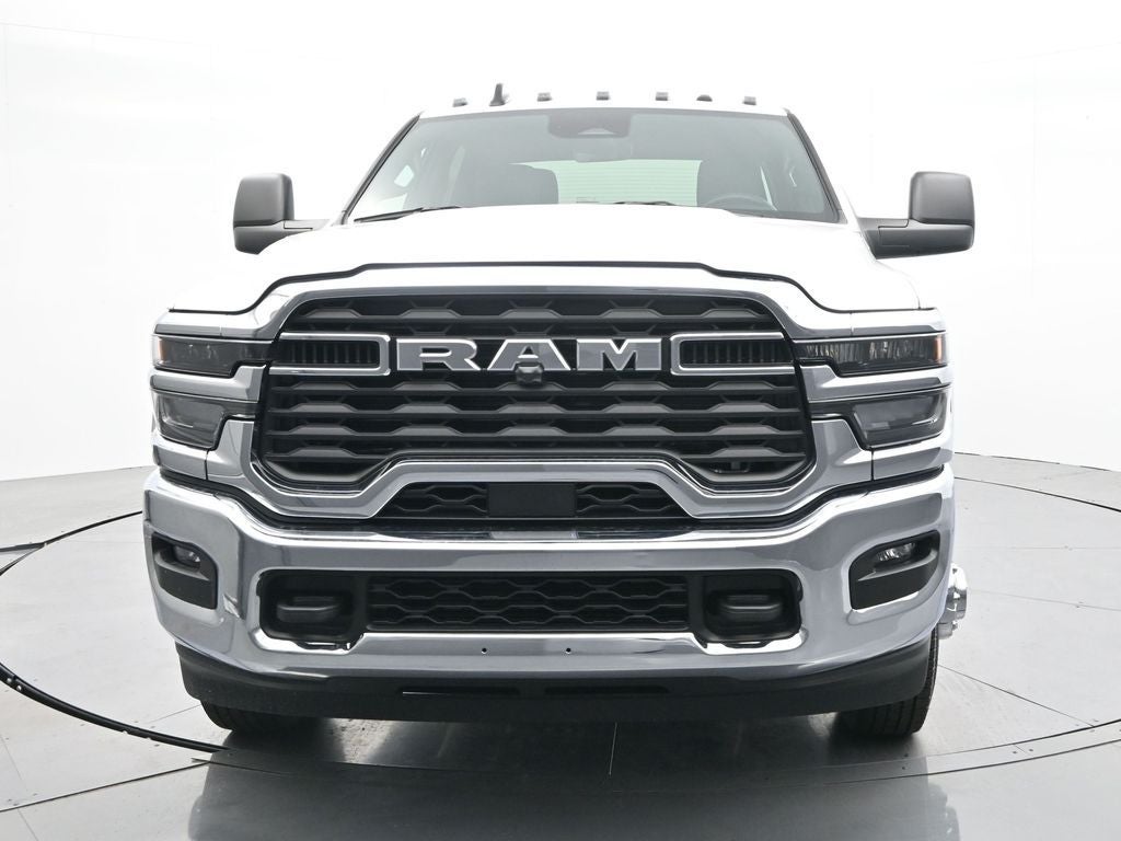 2026 RAM 3500 RAM 3500 TRADESMAN CREW CAB 4X4 8' BOX