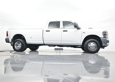 2026 RAM 3500 RAM 3500 TRADESMAN CREW CAB 4X4 8' BOX