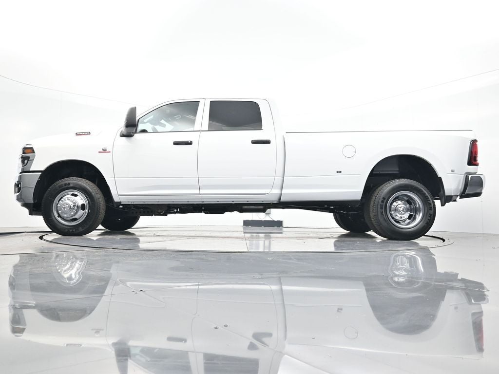 2026 RAM 3500 RAM 3500 TRADESMAN CREW CAB 4X4 8' BOX