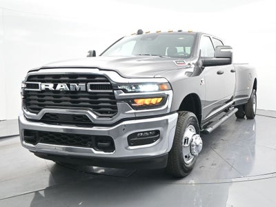 2026 RAM 3500 RAM 3500 TRADESMAN CREW CAB 4X4 8' BOX