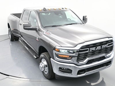 2026 RAM 3500 RAM 3500 TRADESMAN CREW CAB 4X4 8' BOX